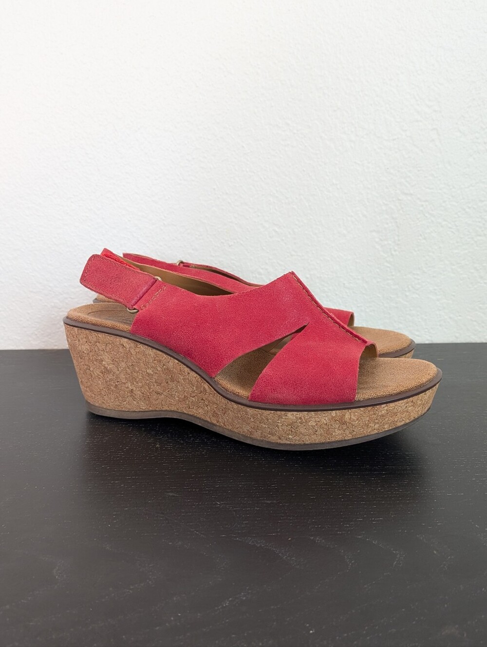 Clarks Rosemund Dune Red Leather Cork  Wedge Open Toe Sandal Women's Size 7